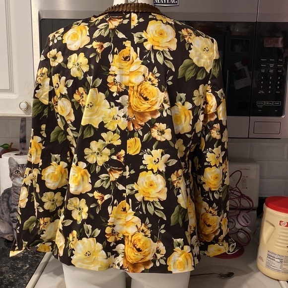 b womens brown floral button lined blazer L - Picture 2 of 3